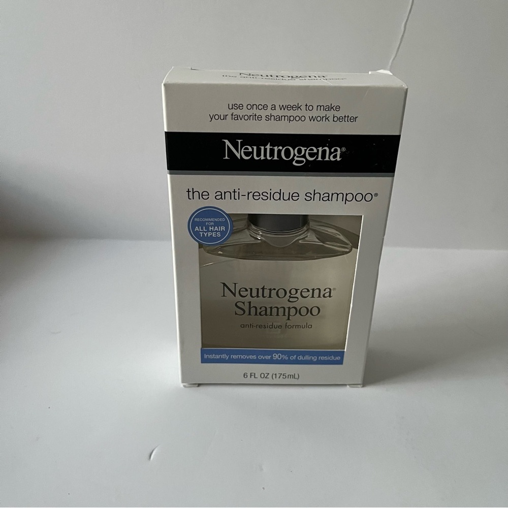 Neutrogena Anti-Residue Shampoo (6 fl oz) New in Box